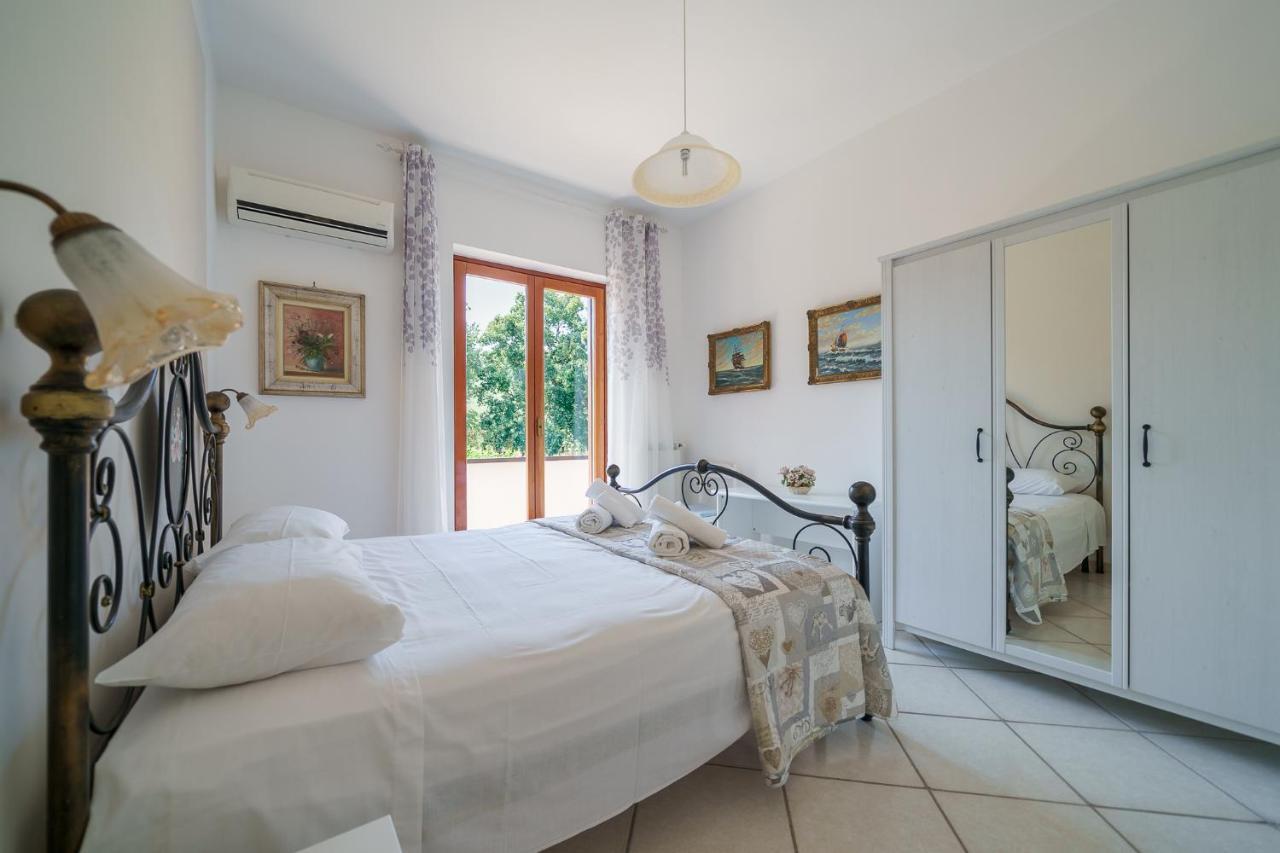 B&B Villa Le Mattine อากรอโปลี ภายนอก รูปภาพ